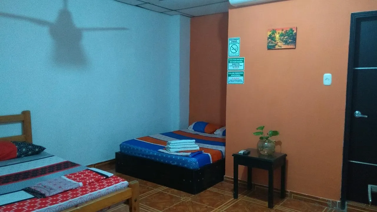 Kayros Hostel サンタ・マルタ