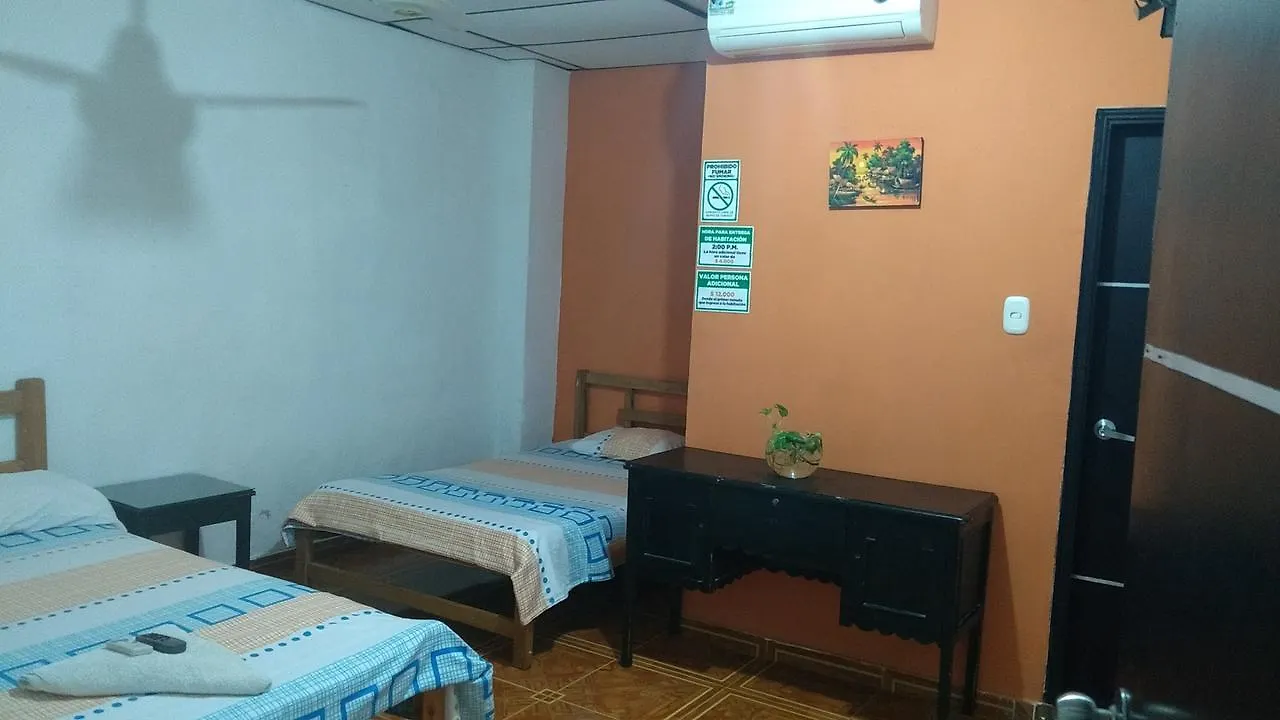 Kayros Hostel サンタ・マルタ コロンビア