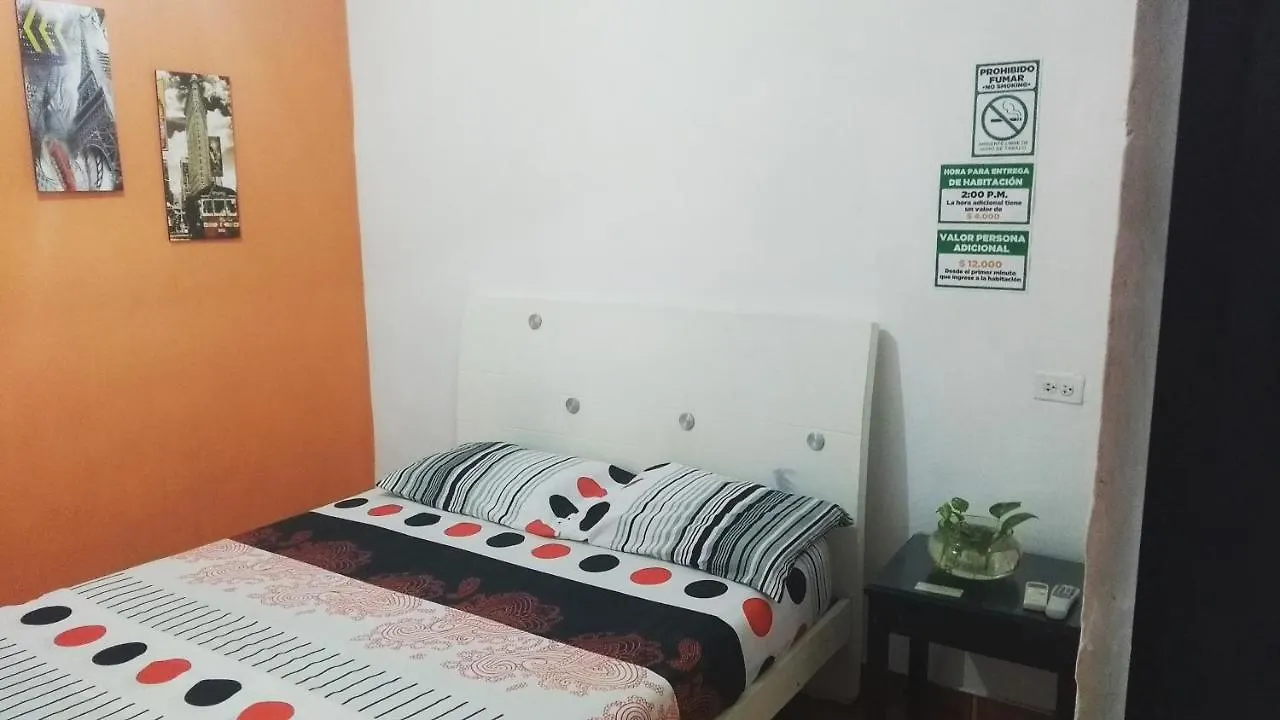 Kayros Hostel サンタ・マルタ コロンビア